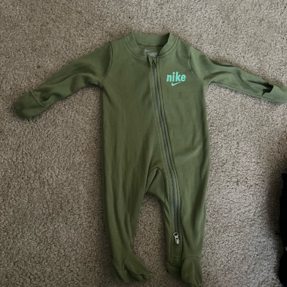 Nike Kids Green One Piece - 3 month